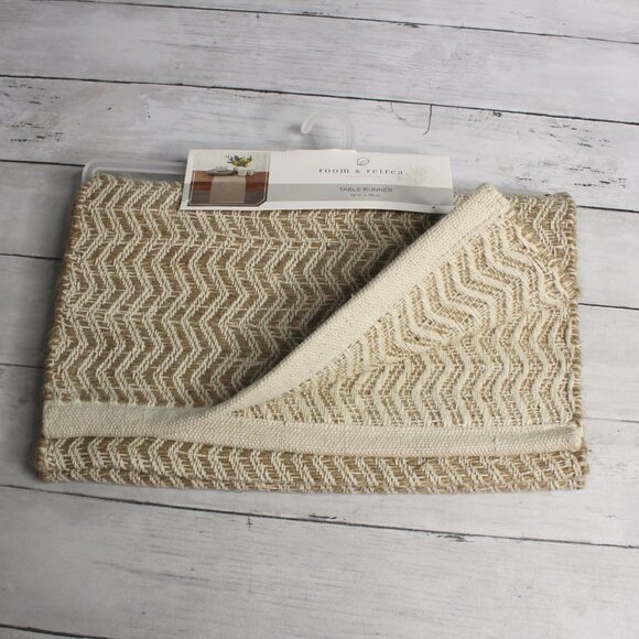 Room & Retreat Natural Burlap Table Runner Farmhouse 14" x 70" Jute White - Picture 6 of 6